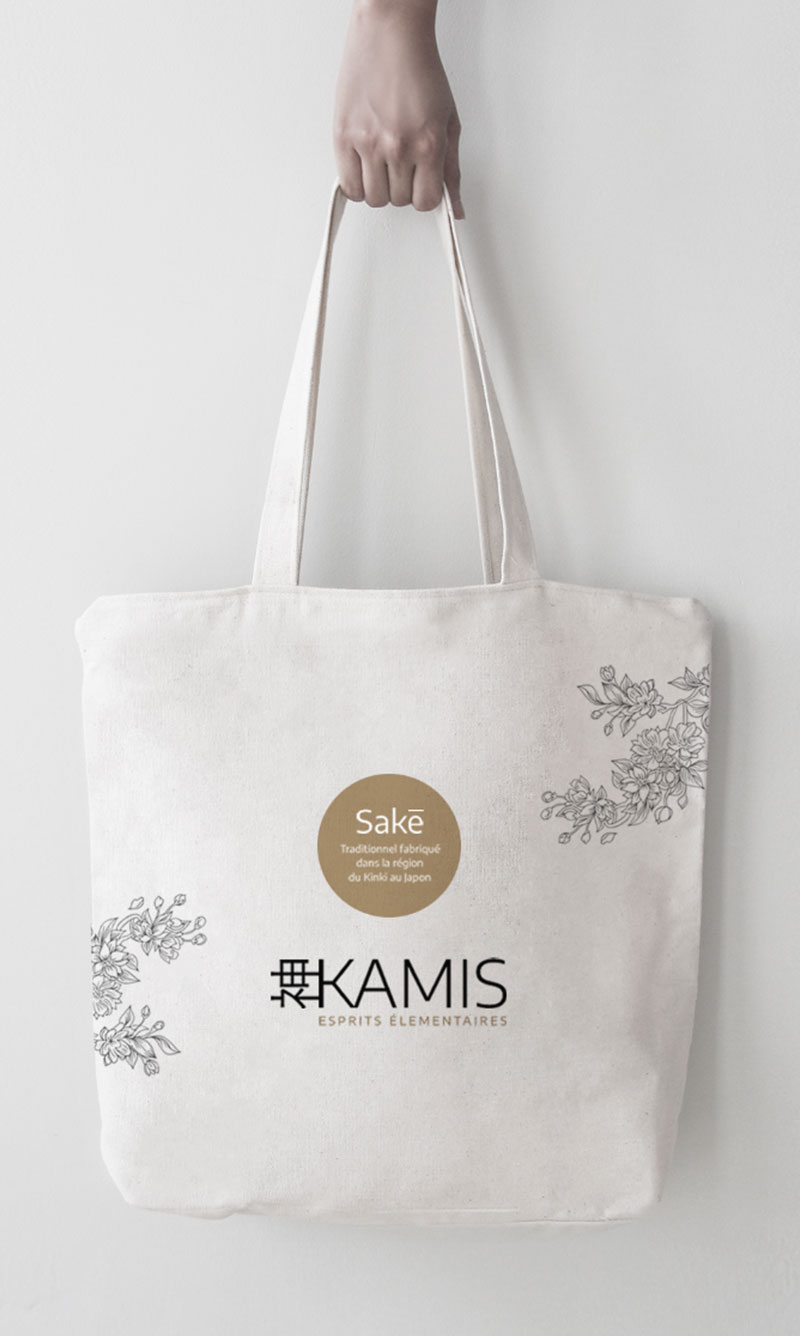 Création de logo, graphisme et packaging pour la marque Kamis.